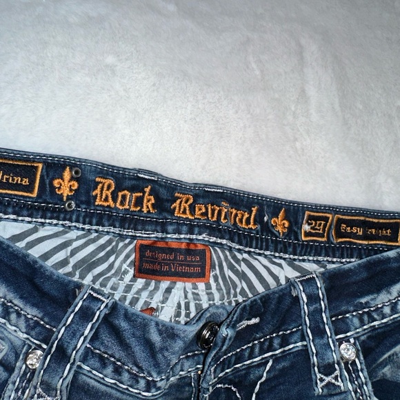 Rock Revival Jeans - Picture 5 of 5